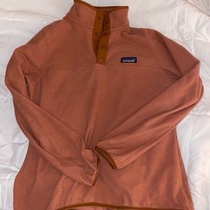 Salmon color Patagonia